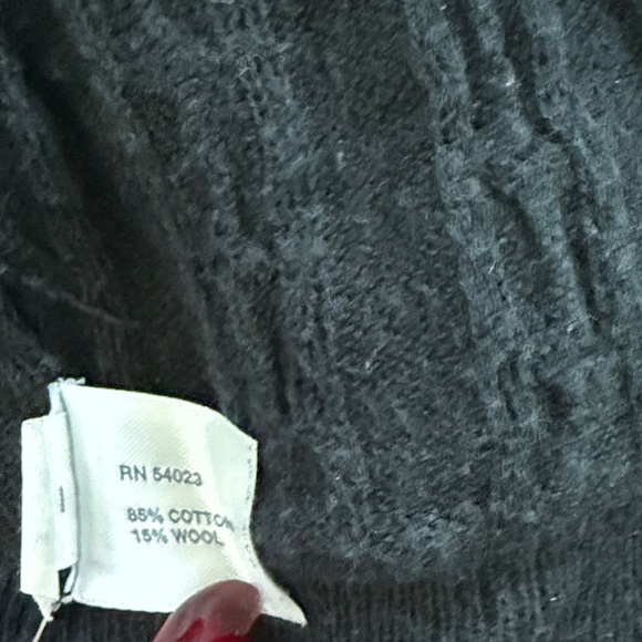 GAP Faded Black Cable Knit Wool/Cotton Cardigan Size XS petite - Picture 5 of 7